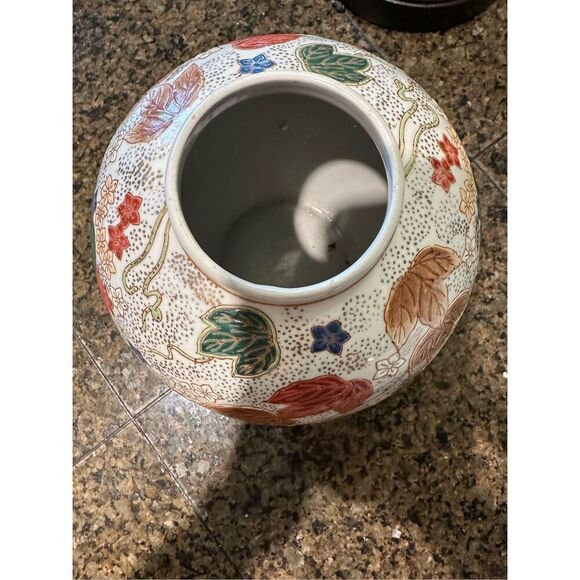 Vintage Chinese porcelain vase - Picture 2 of 5